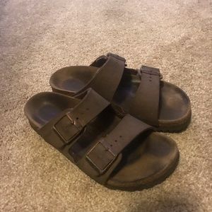 Two strap birks
